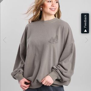 ✨NWOT✨ Smoky Mountain Pullover 🖤